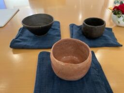 細川護熙（赤茶碗、黒楽旅茶碗、唐津茶碗）